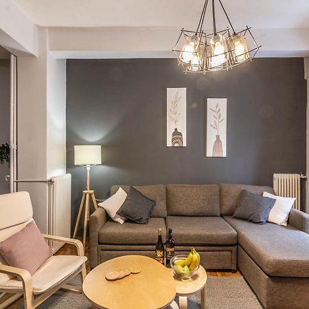 Aris Neos Kosmos Apartment Атина Екстериор снимка