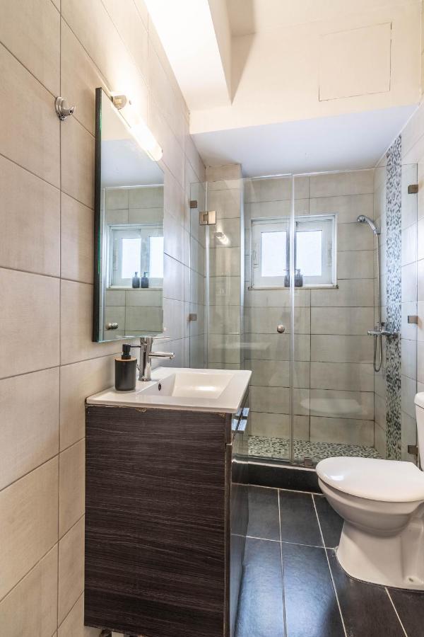 Aris Neos Kosmos Apartment Атина Екстериор снимка