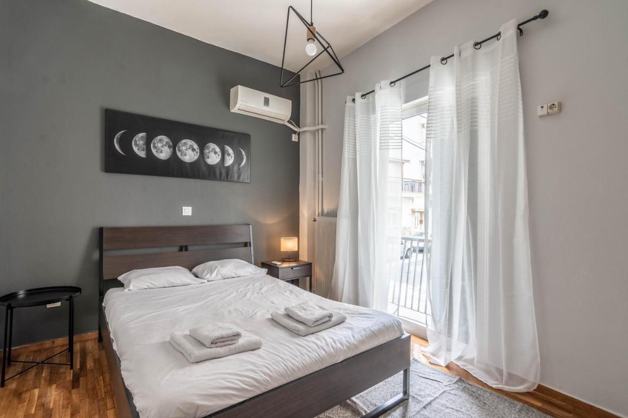 Aris Neos Kosmos Apartment Атина Екстериор снимка